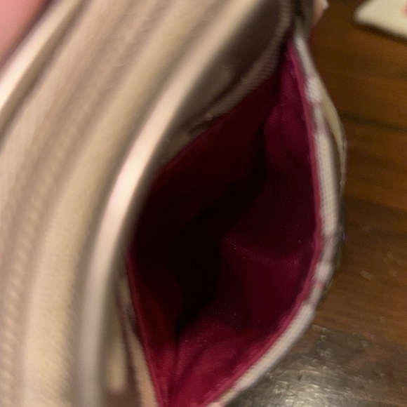 Coach Signature canvas print trimmed in pink glitter. Pink hang tag. WLT 3 - Picture 3 of 4